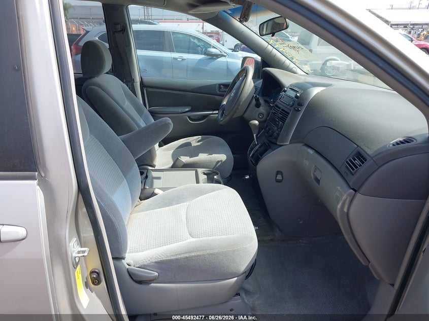 2006 Toyota Sienna VIN 5TDZA23C86S453813 IAAI salvage auction — NORMAL WEAR, Clear - Dealer Only (California), sold $725 on 2026-07-14 (photo 5)