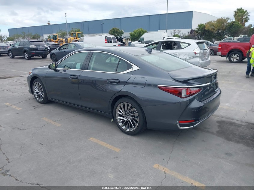 2025 Lexus ES VIN 58AEA1C15SU069022 IAAI salvage auction — SIDE, Salvage Title, sold $23,200 on 2026-10-05 (photo 3)
