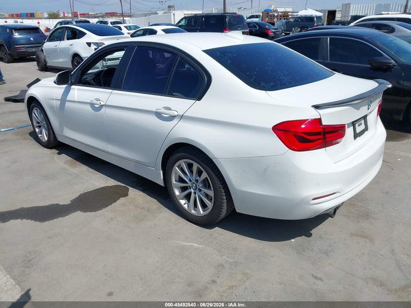 2016 BMW 3er VIN WBA8E1G58GNT99276 IAAI salvage auction — REAR END, Salvage (California), sold $2,450 on 2026-08-05 (photo 3)