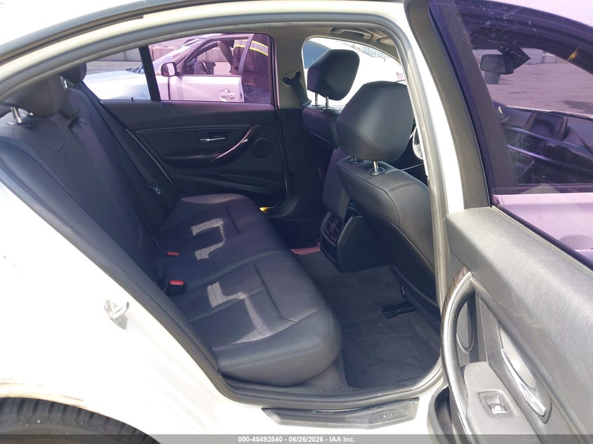 2016 BMW 3er VIN WBA8E1G58GNT99276 IAAI salvage auction — REAR END, Salvage (California), sold $2,450 on 2026-08-05 (photo 8)