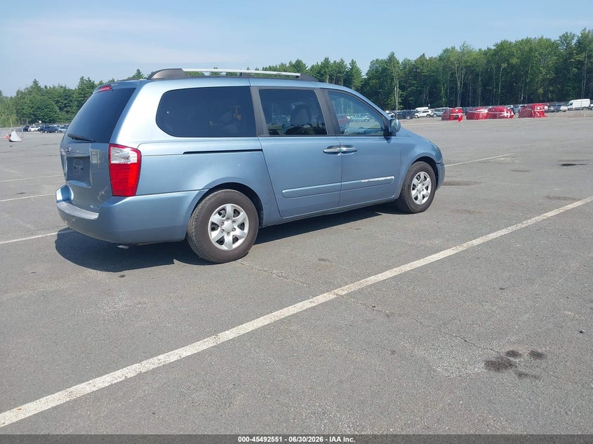 2008 Kia SEDONA VIN KNDMB233086228053 IAAI salvage auction — NORMAL WEAR, Clear (New York), sold $550 on 2026-07-09 (photo 4)