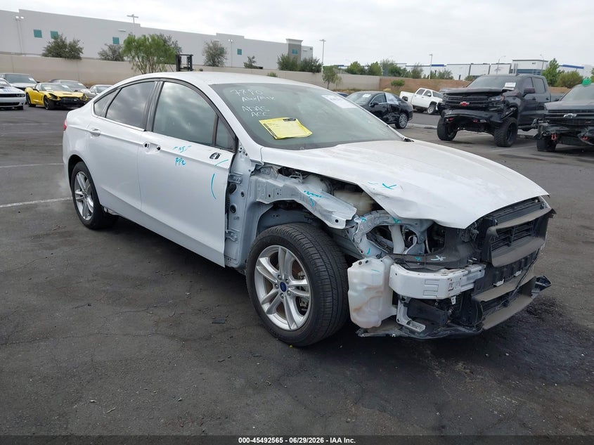 2018 Ford Fusion VIN 3FA6P0HD6JR170481 IAAI salvage auction — RIGHT FRONT, Salvage Title, sold $825 on 2026-07-19 (photo 1)