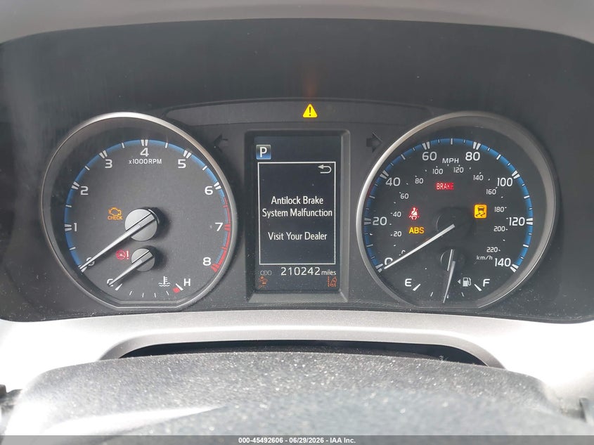 2018 Toyota Rav 4 VIN JTMBFREV3JJ225590 IAAI salvage auction — FRONT END, Salvage (Ohio), sold $3,150 on 2026-07-29 (photo 7)
