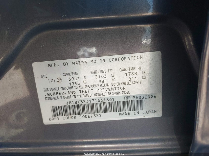 2007 Mazda 3 VIN JM1BK323171661861 IAAI salvage auction — SIDE, Rebuildable (Florida), sold $300 on 2026-07-22 (photo 9)