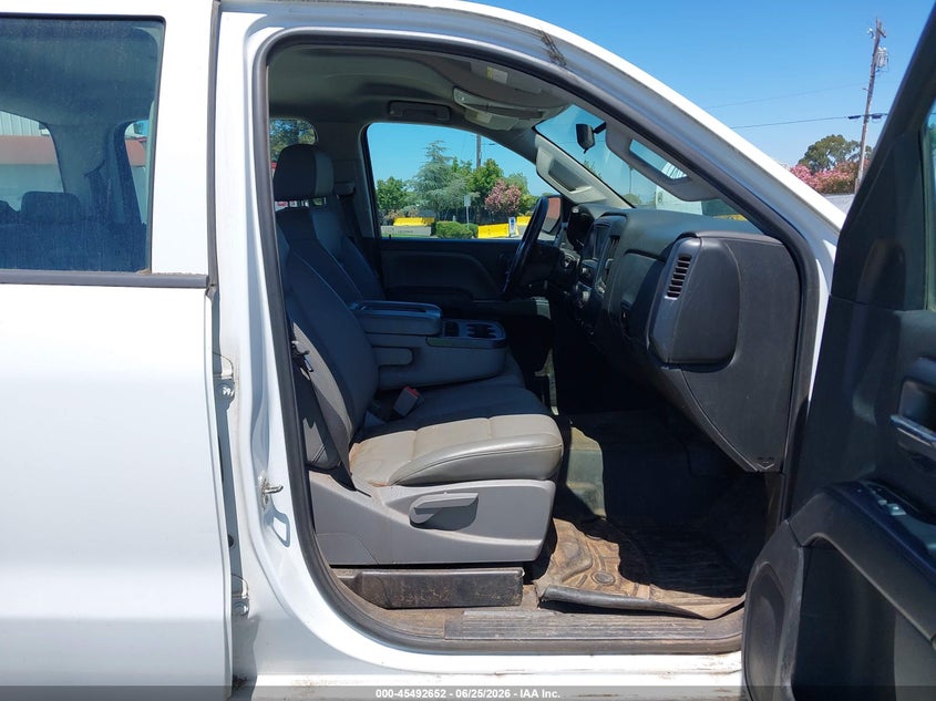 2018 Chevrolet Silverado 2500 VIN 1GC1CUEGXJF239806 IAAI salvage auction — NORMAL WEAR, Sf97 (California), sold $15,100 on 2026-07-30 (photo 5)