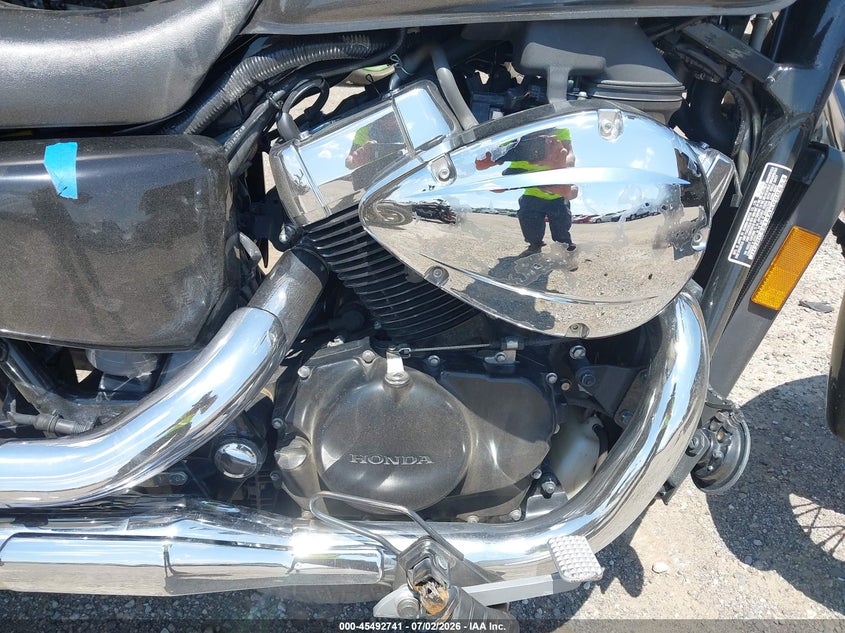 2010 Honda Vt750 VIN JH2RC5814AK000654 IAAI salvage auction — SIDE, Clear (Michigan), sold $25 on 2026-07-28 (photo 8)