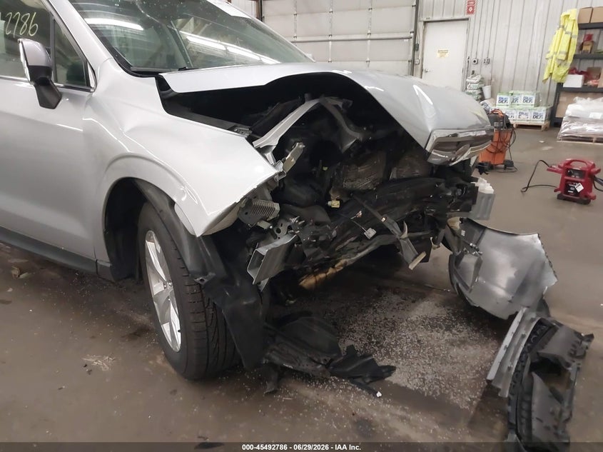 2015 Subaru Forester VIN JF2SJAHC5FH461720 IAAI salvage auction — FRONT END, Salvage (Minnesota), sold $1,200 on 2026-09-05 (photo 6)
