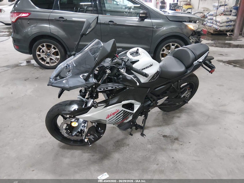 2026 Kawasaki Ninja VIN ML5EXEP16TDAG7415 IAAI salvage auction — FRONT END, Salvage (Idaho), sold $750 on 2026-07-24 (photo 2)