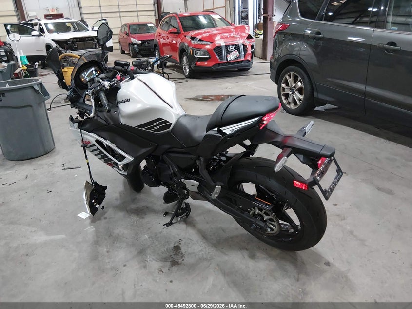 2026 Kawasaki Ninja VIN ML5EXEP16TDAG7415 IAAI salvage auction — FRONT END, Salvage (Idaho), sold $750 on 2026-07-24 (photo 3)