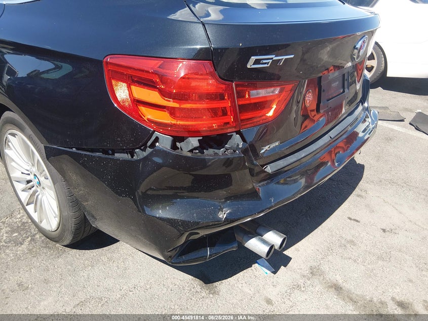 2014 BMW 3er VIN WBA3X5C53ED556863 IAAI salvage auction — NORMAL WEAR, Clear (Virginia), sold $675 on 2026-07-10 (photo 6)