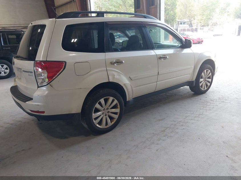 2012 Subaru Forester VIN JF2SHAEC0CH407981 IAAI salvage auction — NORMAL WEAR, Clear (New York), sold $400 on 2026-07-08 (photo 4)