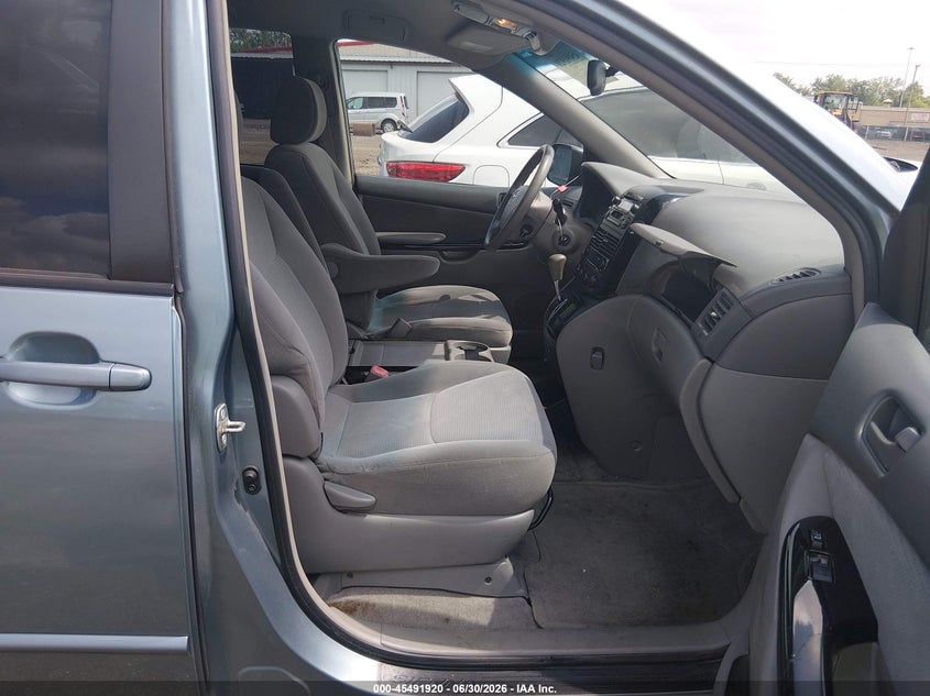 2005 Toyota Sienna VIN 5TDZA23C65S360772 IAAI salvage auction — NORMAL WEAR, Original (Ohio), sold $2,025 on 2026-07-08 (photo 5)