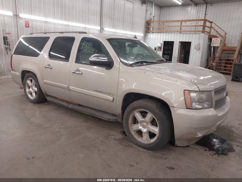 2008 Chevrolet Suburban 1500 VIN 1GNFK16328R226647 IAAI salvage auction — NORMAL WEAR, Clear (Minnesota), sold $875 on 2026-07-07 (photo 1)