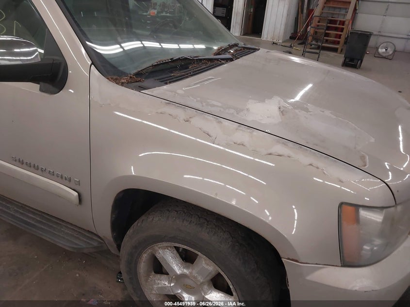 2008 Chevrolet Suburban 1500 VIN 1GNFK16328R226647 IAAI salvage auction — NORMAL WEAR, Clear (Minnesota), sold $875 on 2026-07-07 (photo 6)