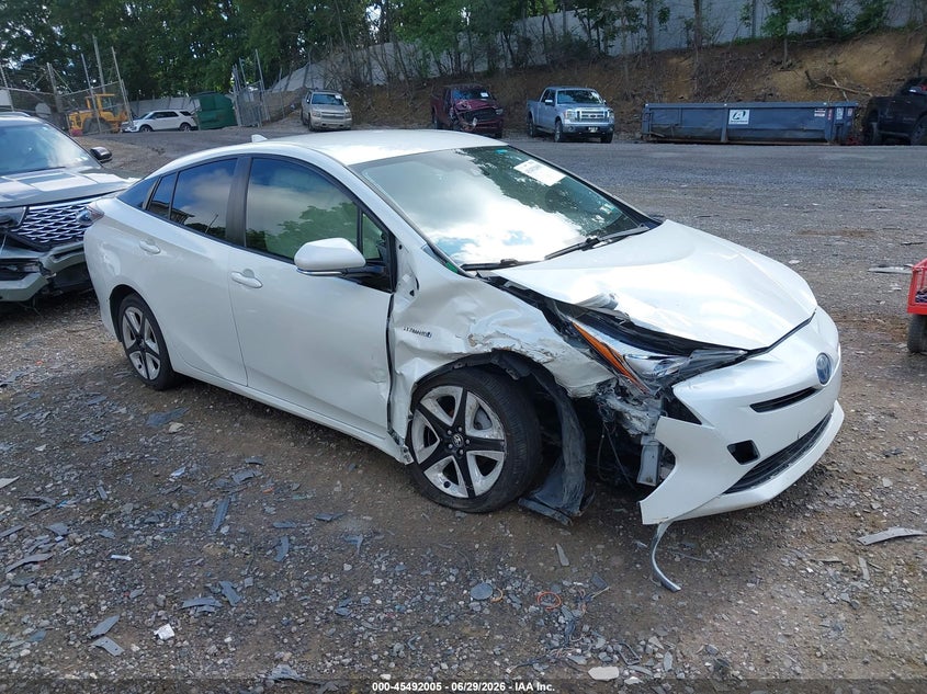 2016 Toyota Prius VIN JTDKARFU1G3002899 IAAI salvage auction — FRONT & REAR, Salvage Title, sold $2,550 on 2026-07-23 (photo 1)