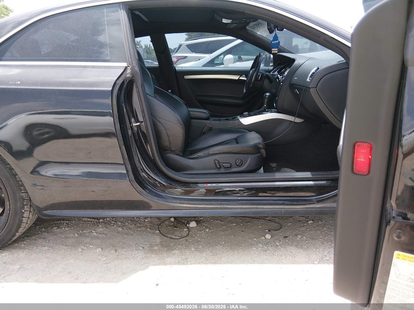 2012 Audi S5 VIN WAUCVAFR8CA003816 IAAI salvage auction — NORMAL WEAR, Clear (Indiana), sold $725 on 2026-07-21 (photo 5)