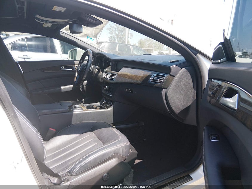 2013 Mercedes-benz Cls-klasse VIN WDDLJ7DB3DA087140 IAAI salvage auction — LEFT REAR, Salvage Title, sold $2,700 on 2026-08-05 (photo 5)