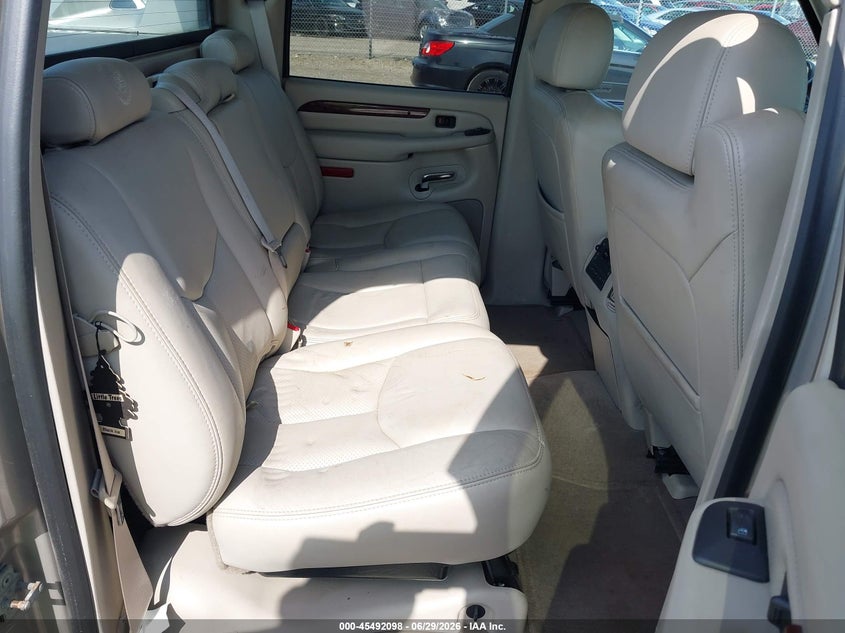 2005 Cadillac Escalade ext VIN 3GYEK62NX5G148570 IAAI salvage auction — NORMAL WEAR, Clear (Illinois), sold $650 on 2026-07-08 (photo 8)