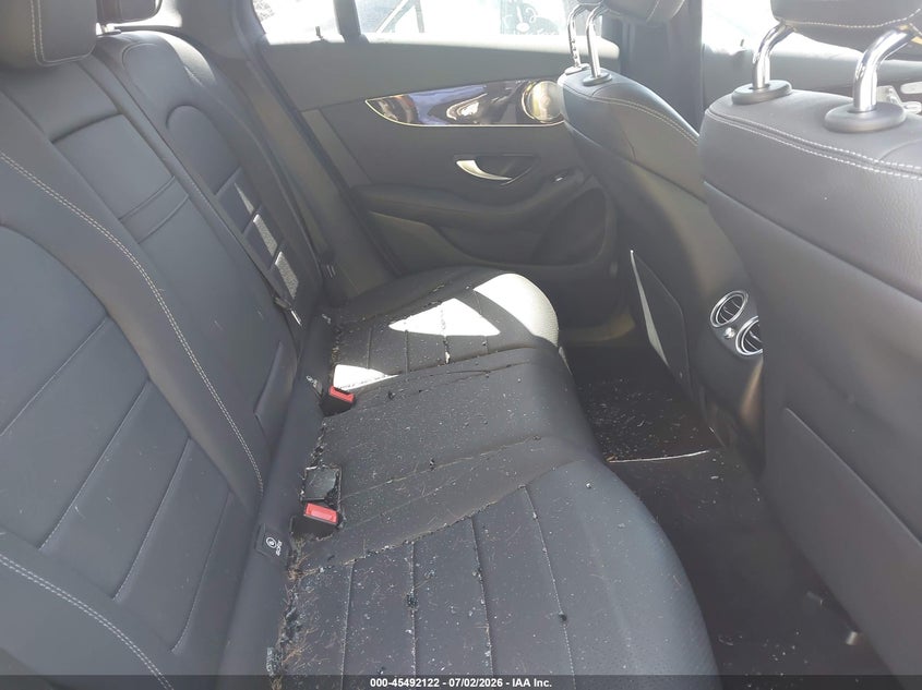 2020 Mercedes-benz Glc VIN WDC0G8EB2LF685201 IAAI salvage auction — RIGHT SIDE, Salvage (Massachusetts), sold $10,600 on 2026-07-28 (photo 8)