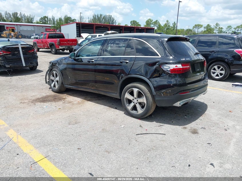 2016 Mercedes-benz Glc VIN WDC0G4JB5GF067407 IAAI salvage auction — ALL OVER, Rebuildable (Florida), sold $3,300 on 2026-07-28 (photo 3)