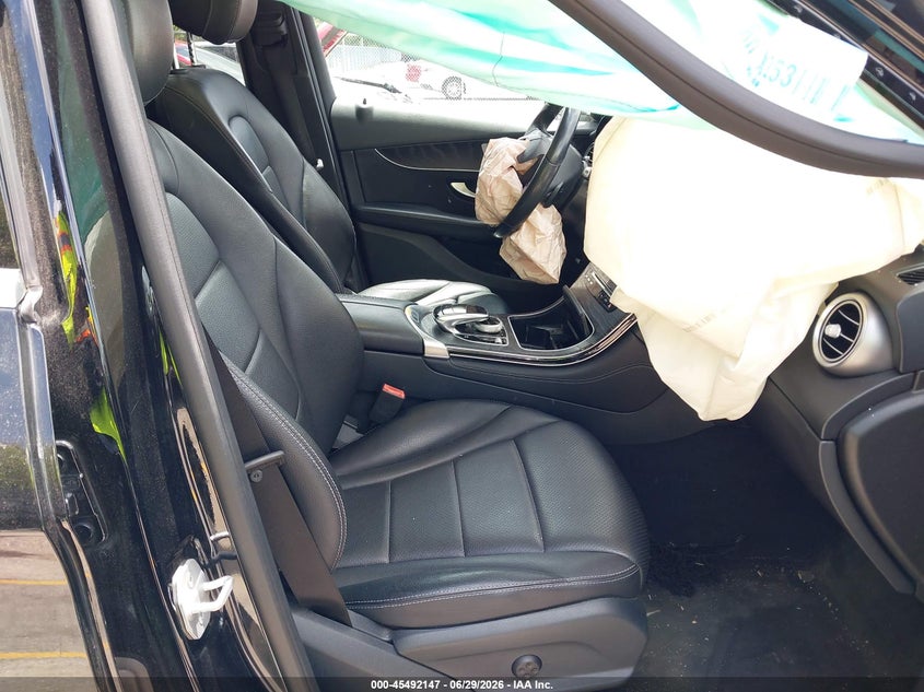 2016 Mercedes-benz Glc VIN WDC0G4JB5GF067407 IAAI salvage auction — ALL OVER, Rebuildable (Florida), sold $3,300 on 2026-07-28 (photo 5)