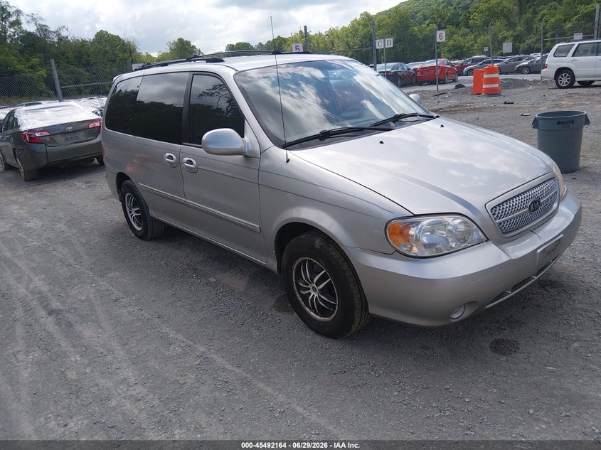 2005 Kia SEDONA VIN KNDUP132856726953 IAAI salvage auction — FRONT END, Clear (Virginia), sold $200 on 2026-07-21 (photo 1)