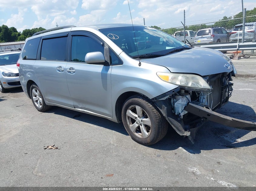 2011 Toyota Sienna VIN 5TDKA3DC8BS003675 IAAI salvage auction — FRONT & REAR, Salvage (North Carolina), sold $1,250 on 2026-08-02 (photo 1)