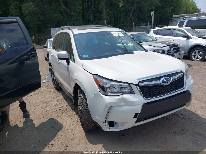 2014 Subaru Forester VIN JF2SJGDCXEH520526 IAAI salvage auction — FRONT & REAR, Clear (Massachusetts), sold $1,250 on 2026-07-28 (photo 1)