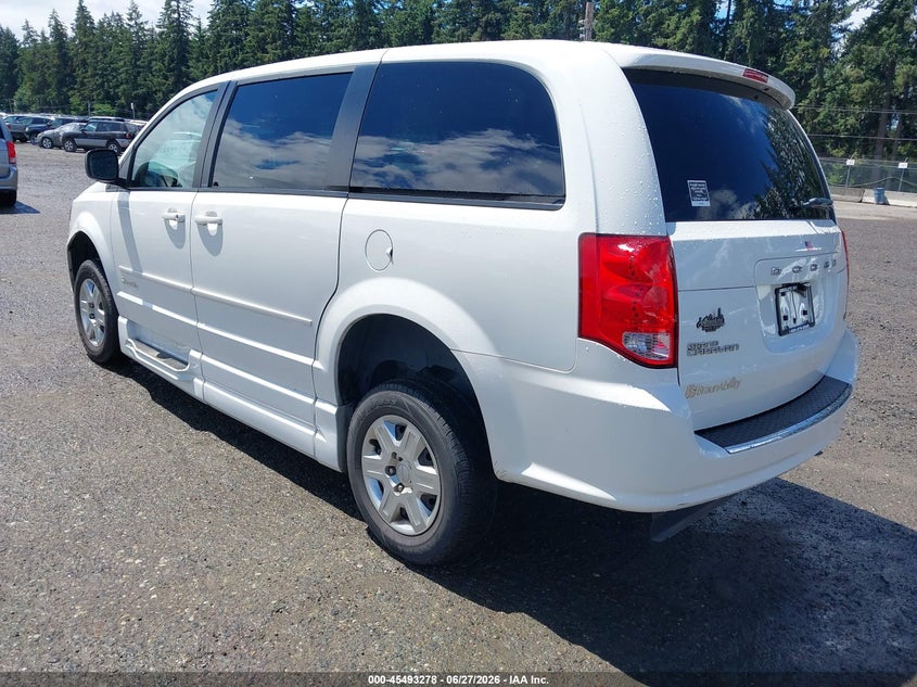 2011 Dodge Grand caravan VIN 2D4RN4DG8BR723064 IAAI salvage auction — FRONT END, Sf97 (Washington), sold $11,600 on 2026-07-29 (photo 3)