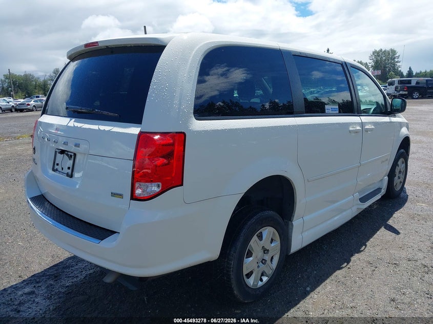 2011 Dodge Grand caravan VIN 2D4RN4DG8BR723064 IAAI salvage auction — FRONT END, Sf97 (Washington), sold $11,600 on 2026-07-29 (photo 4)