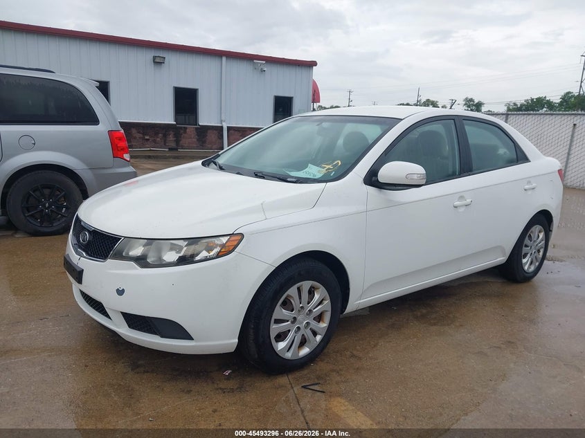 2010 Kia Forte VIN KNAFU4A22A5847397 IAAI salvage auction — NORMAL WEAR, Clear (Missouri), sold $425 on 2026-07-14 (photo 2)