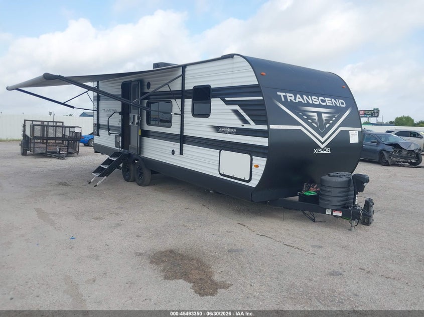 2025 Grand design Other VIN 573TT3026S8833449 — IAAI salvage auction photo