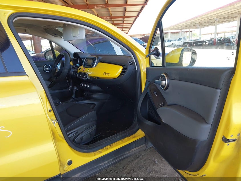 2016 Fiat 500x VIN ZFBCFXBT8GP339783 IAAI salvage auction — REAR END, Salvage (Arizona), sold $1,000 on 2026-07-28 (photo 5)