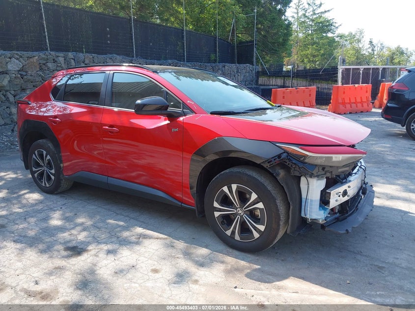 2024 Toyota Bz4x VIN JTMABACA0RA087012 — IAAI salvage auction photo