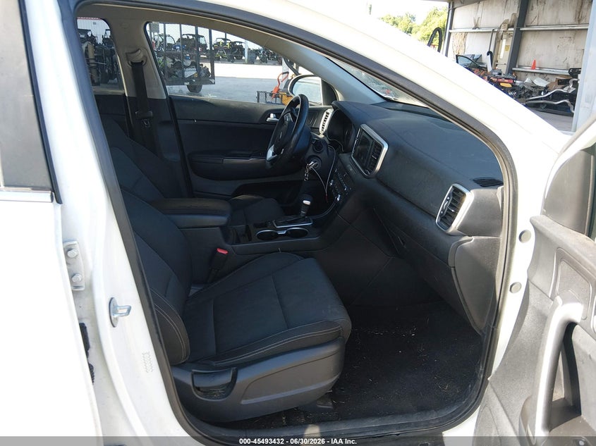2020 Kia Sportage VIN KNDPM3AC4L7701066 IAAI salvage auction — UNDERCARRIAGE, Salvage Title, sold $1,850 on 2026-08-02 (photo 5)