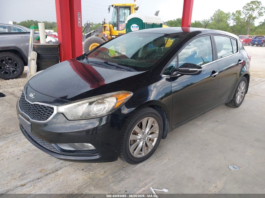 2015 Kia Forte VIN KNAFX5A88F5323261 IAAI salvage auction — NORMAL WEAR, Clear (Florida), sold $1,100 on 2026-07-28 (photo 2)
