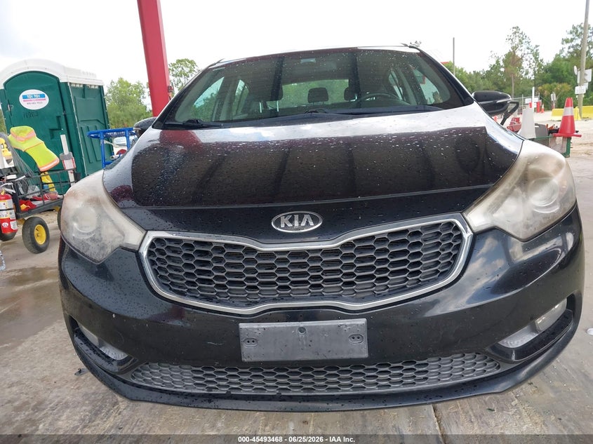 2015 Kia Forte VIN KNAFX5A88F5323261 IAAI salvage auction — NORMAL WEAR, Clear (Florida), sold $1,100 on 2026-07-28 (photo 6)