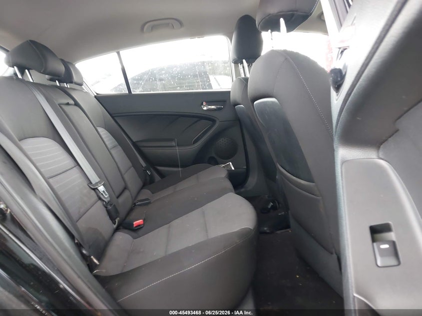 2015 Kia Forte VIN KNAFX5A88F5323261 IAAI salvage auction — NORMAL WEAR, Clear (Florida), sold $1,100 on 2026-07-28 (photo 8)