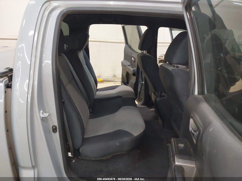 2021 Toyota Tacoma VIN 3TYCZ5AN3MT040364 IAAI salvage auction — FRONT END, Salvage Title, sold $12,800 on 2026-08-01 (photo 8)