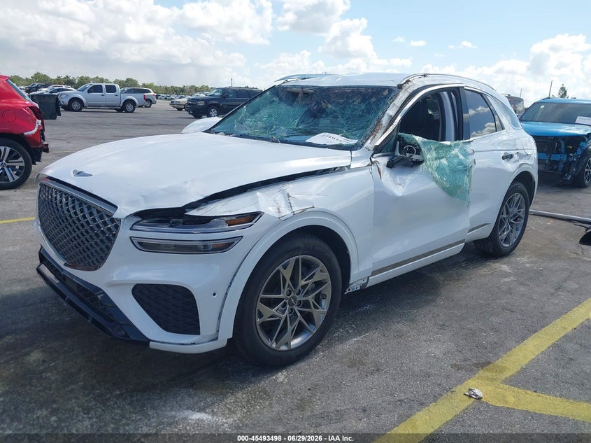 2025 Genesis Gv70 VIN 5NMMADTB2SH023043 IAAI salvage auction — ROLLOVER, Salvage Title, sold $6,100 on 2026-09-05 (photo 2)