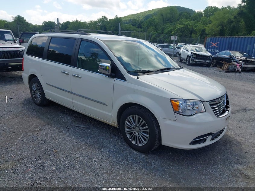 2013 Chrysler Town & country VIN 2C4RC1CG1DR737538 IAAI salvage auction — FRONT END, Clear (Virginia), sold $525 on 2026-07-19 (photo 1)