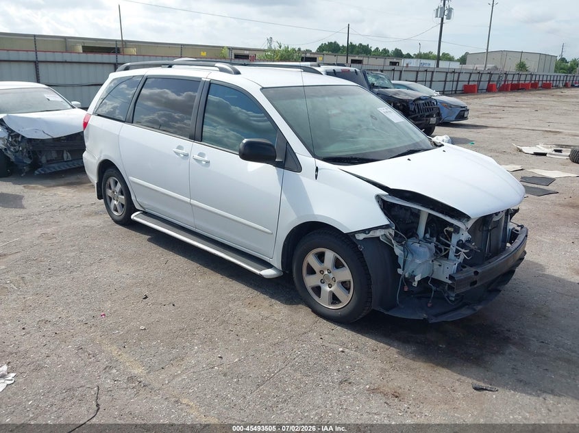 2009 Toyota Sienna VIN 5TDZK23C09S229212 IAAI salvage auction — FRONT & REAR, Salvage (Texas), sold $825 on 2026-07-31 (photo 1)