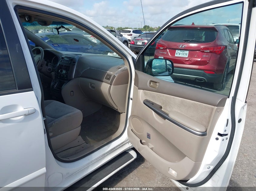 2009 Toyota Sienna VIN 5TDZK23C09S229212 IAAI salvage auction — FRONT & REAR, Salvage (Texas), sold $825 on 2026-07-31 (photo 5)