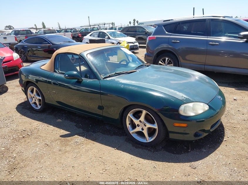 2001 Mazda Mx-5 VIN JM1NB353010210734 IAAI salvage auction — NORMAL WEAR, Clear - Dealer Only (California), sold $1,750 on 2026-07-06 (photo 1)