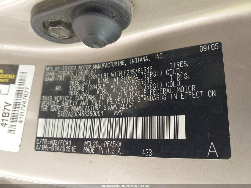 2006 Toyota Sienna VIN 5TDZA23C46S390001 IAAI salvage auction — NORMAL WEAR, Original (Ohio), sold $675 on 2026-07-08 (photo 9)