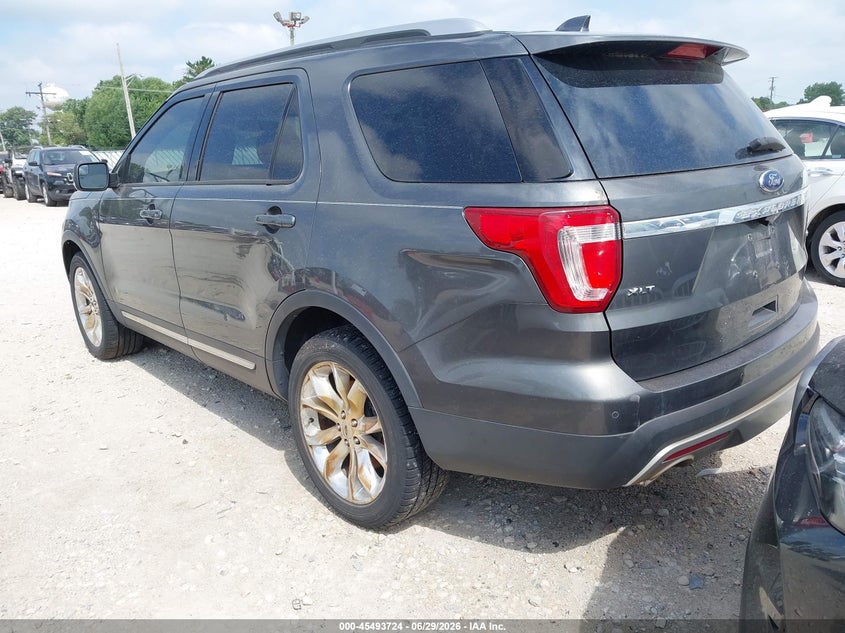 2016 Ford Explorer VIN 1FM5K8D87GGA17292 IAAI salvage auction — NORMAL WEAR, Clear (Indiana), sold $1,950 on 2026-07-24 (photo 3)