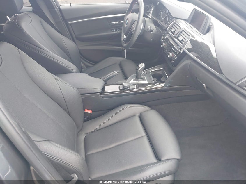 2018 BMW 3er VIN WBA8B9C59JEE82867 IAAI salvage auction — FRONT END, Salvage (California), sold $5,000 on 2026-07-09 (photo 5)