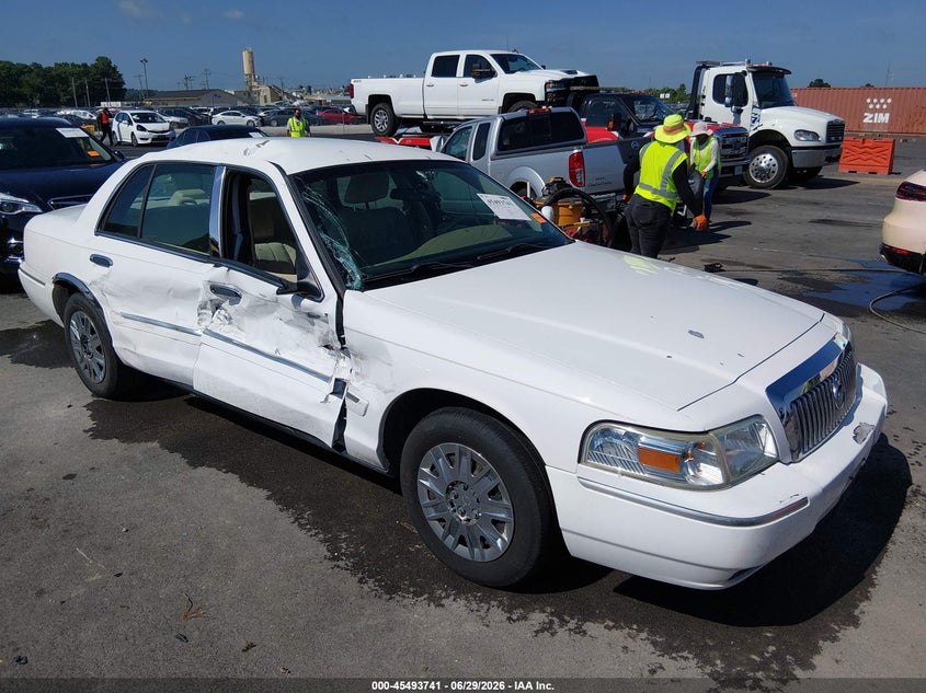 2006 Mercury Grand marquis VIN 2MEFM74V36X612733 IAAI salvage auction — SIDE, Salvage (Missouri), sold $25 on 2026-07-28 (photo 1)
