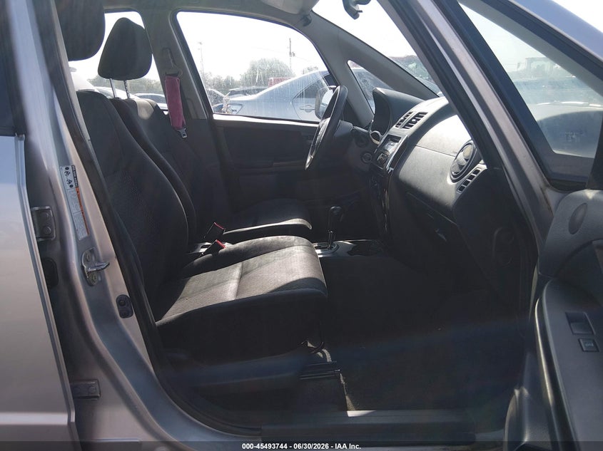 2013 Suzuki Sx4 VIN JS2YC5A35D6102287 IAAI salvage auction — LEFT FRONT, Salvage (Kansas), sold $275 on 2026-07-31 (photo 5)