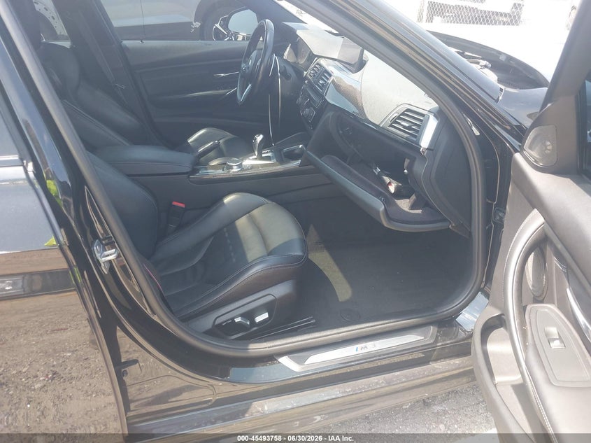 2018 BMW M3 VIN WBS8M9C56J5J80066 IAAI salvage auction — FRONT END, Wait Title, sold $10,200 on 2026-08-23 (photo 5)